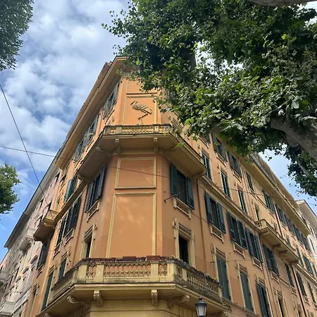 Bed and breakfast Romart Luxury Roma