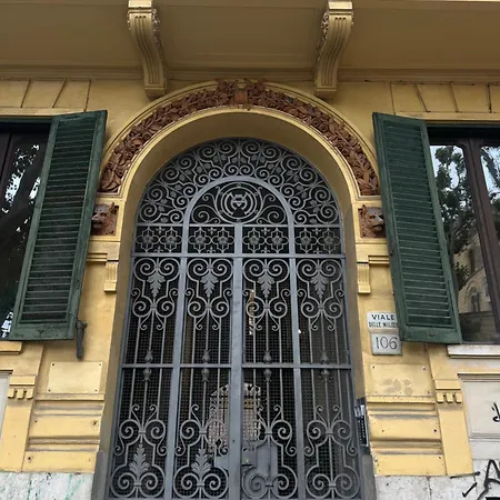 Romart Luxury Couette-café Rome