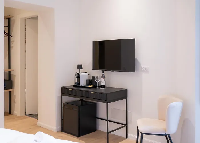 Bed & Breakfast Romart Luxury 4*